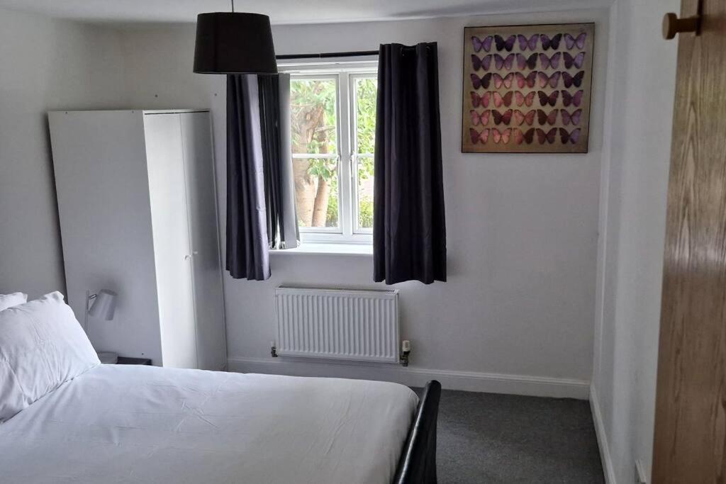 Greenhithe Cosy Apartment, Netflix And Sport Channels Dış mekan fotoğraf